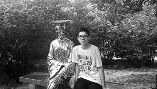 河南理科状元祝乐，凌晨四点被清华“抢走”，他到底考了多少分？