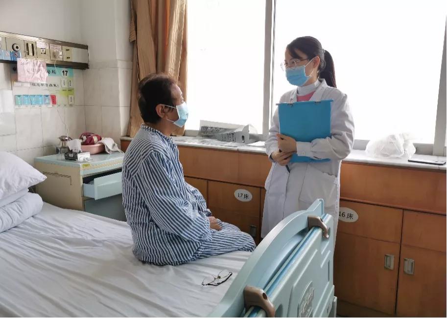 春节值班，赶上“夺命连环Call”是什么体验？| 医生们的异乡春节