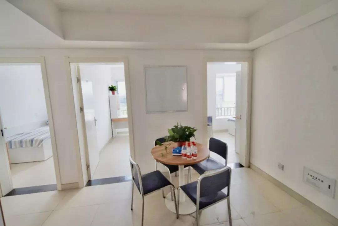 中国第一所“没有围墙的大学”宿舍图曝光！网友：我要考西安交大！