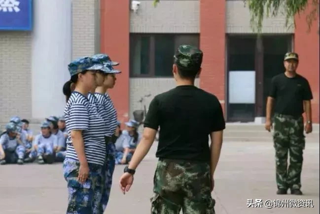 锦州渤海大学大一新生军训