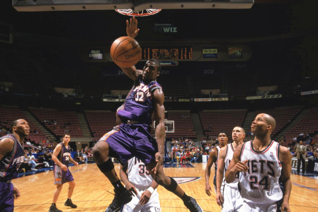 为什么nba队医是神医(太阳队医为何如此传奇？揭秘首席队医卡特：不轻易手术不过度治疗)