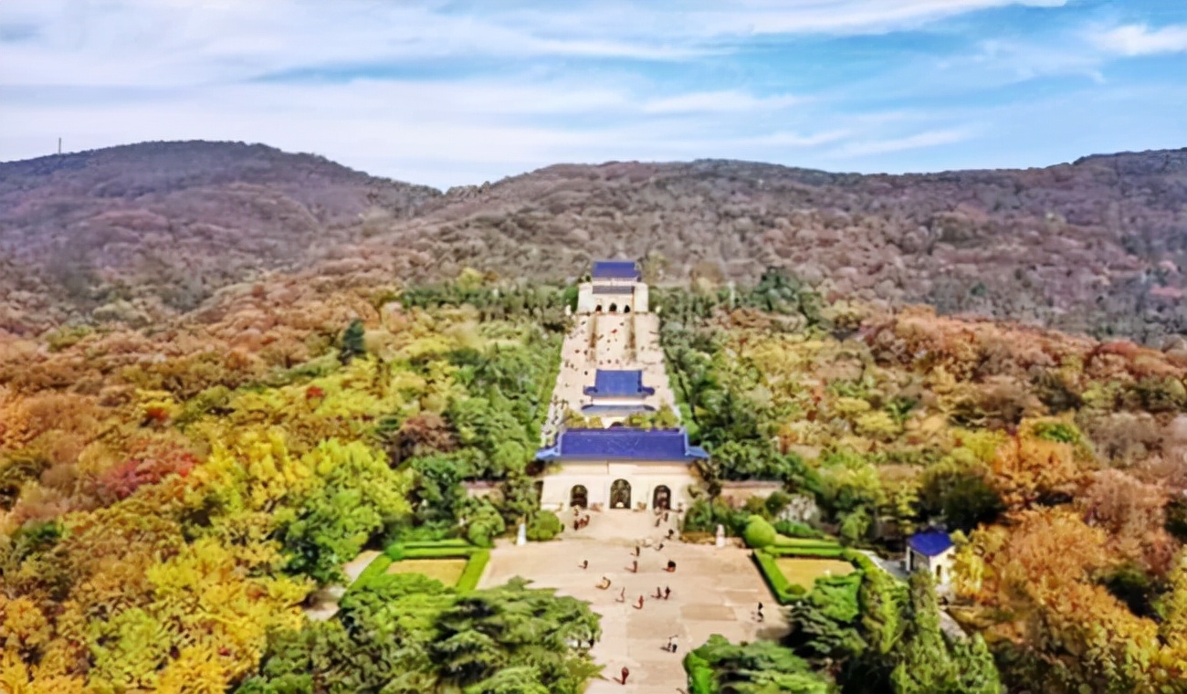 ���ս���У�һ֧δ�����Ĺ�����װ���ӣ��Ͼ���ɽ�깰�����