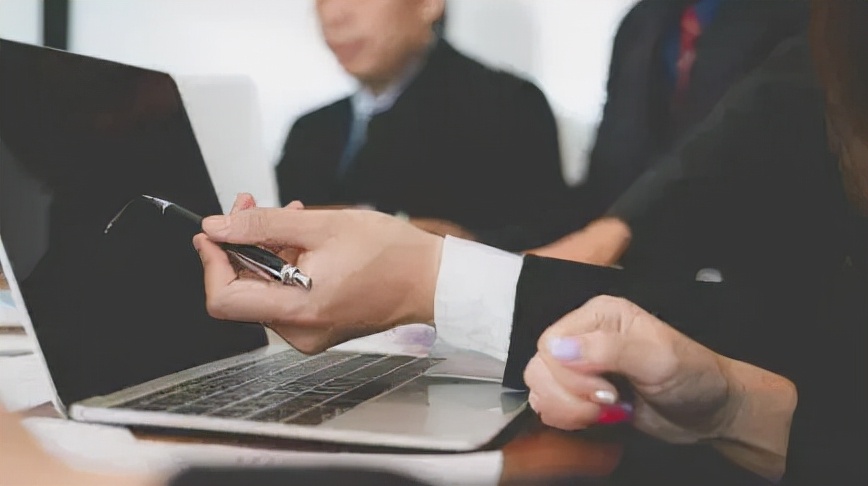 做短视频、自媒体必经的十一个阶段，熬过六个阶段就离成功不远了