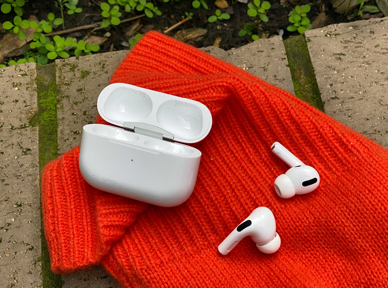 围观！苹果三大最畅销耳机巅峰对决，哪款Apple  AirPods最适合您？