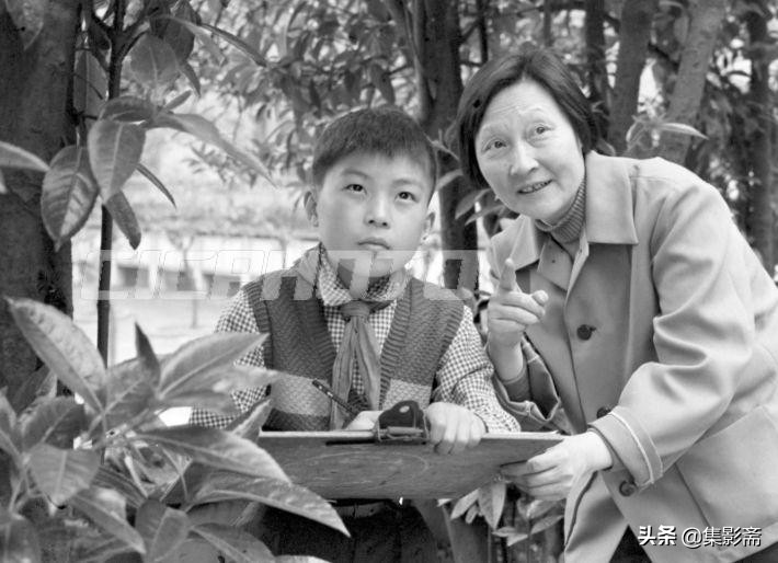 难得的重庆市各小学老照片