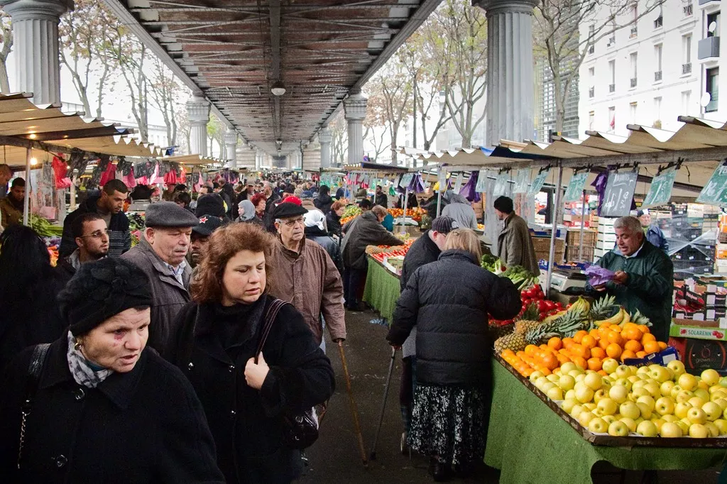 买个菜还可以凹造型，物美价廉的巴黎集市推荐