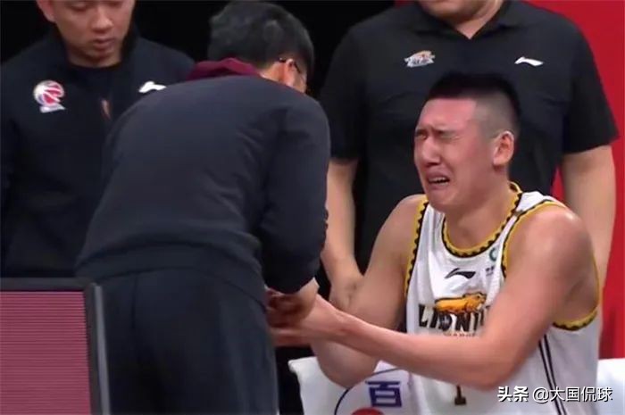 解约nba的有哪些(55位明星完成解约！为何体育篮球圈仍无人解约，原因有三个)