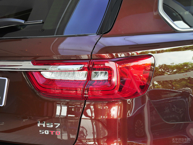 内外兼修的六缸增压SUV，实力究竟如何？试驾红旗HS7旗领版