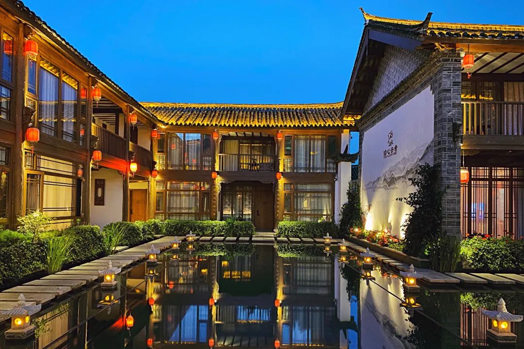 云南丽江这家高端民宿太赞了！闺蜜度假旅行，住到不想走
