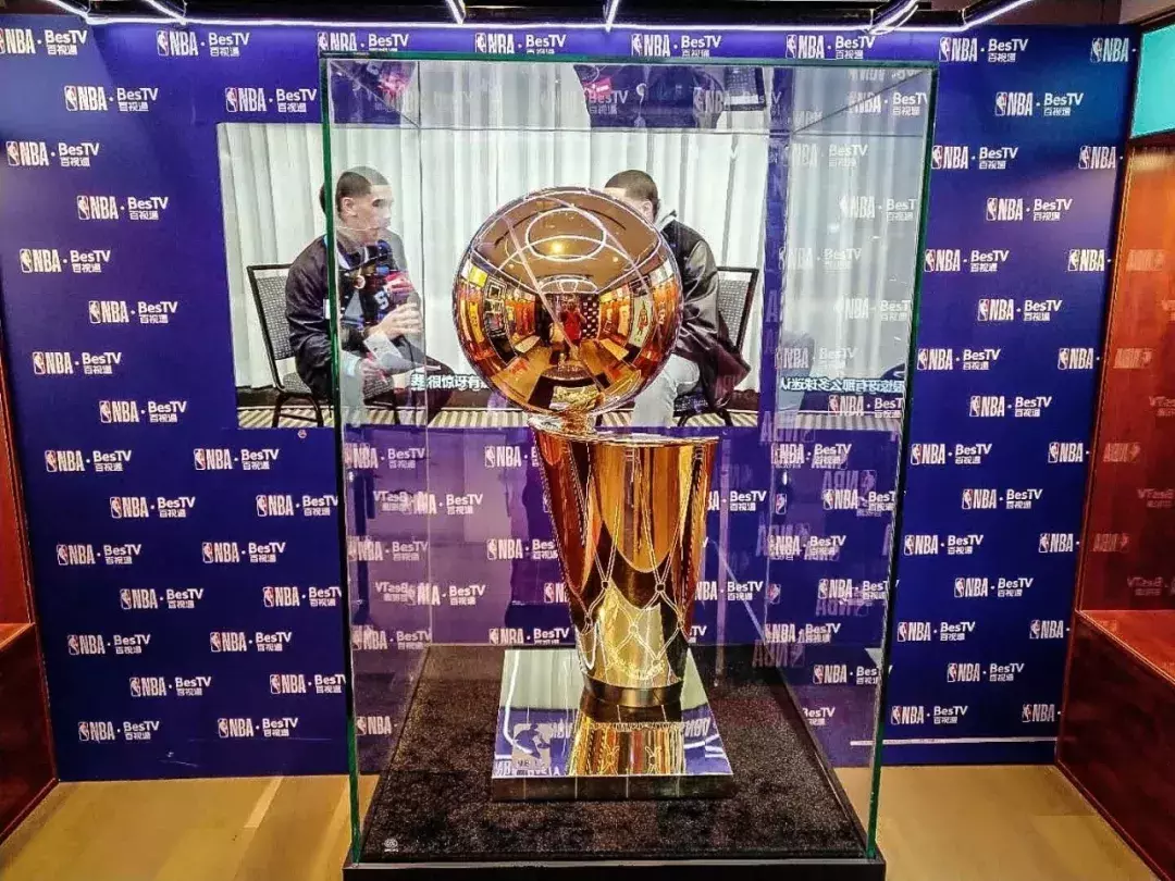 百视通NBA火箭(十年直播12000 场比赛，百视通与NBA合作精彩正当十)