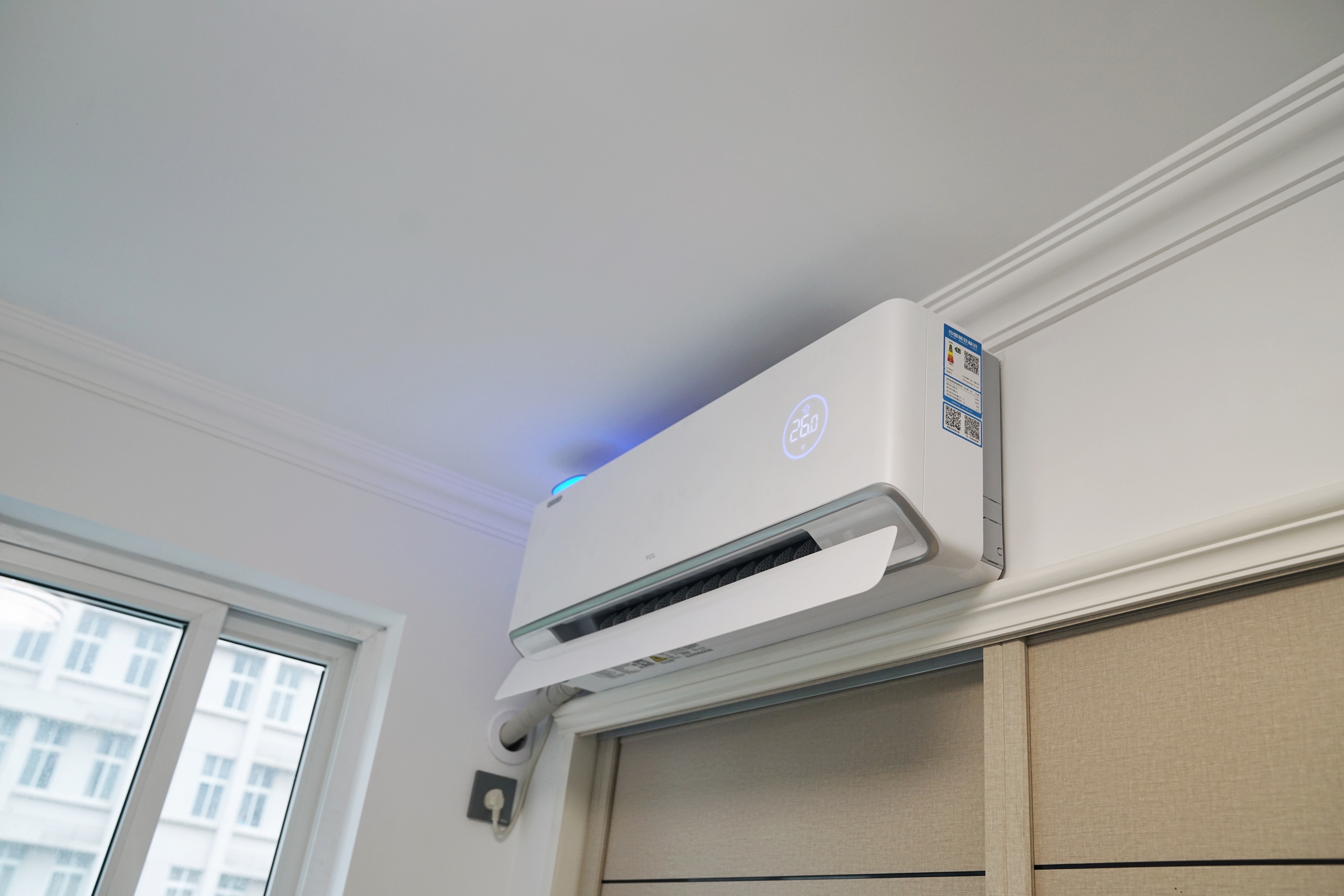 无需预埋、不用打孔—TCL卧室新风空调安装及使用实测