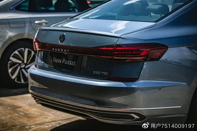 试驾｜摆脱以往的商务气息，试驾上汽大众新帕萨特330TSI