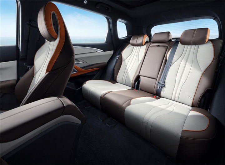 15万级国潮轻奢最优选！2022款宋Pro DM-i内外饰曝光