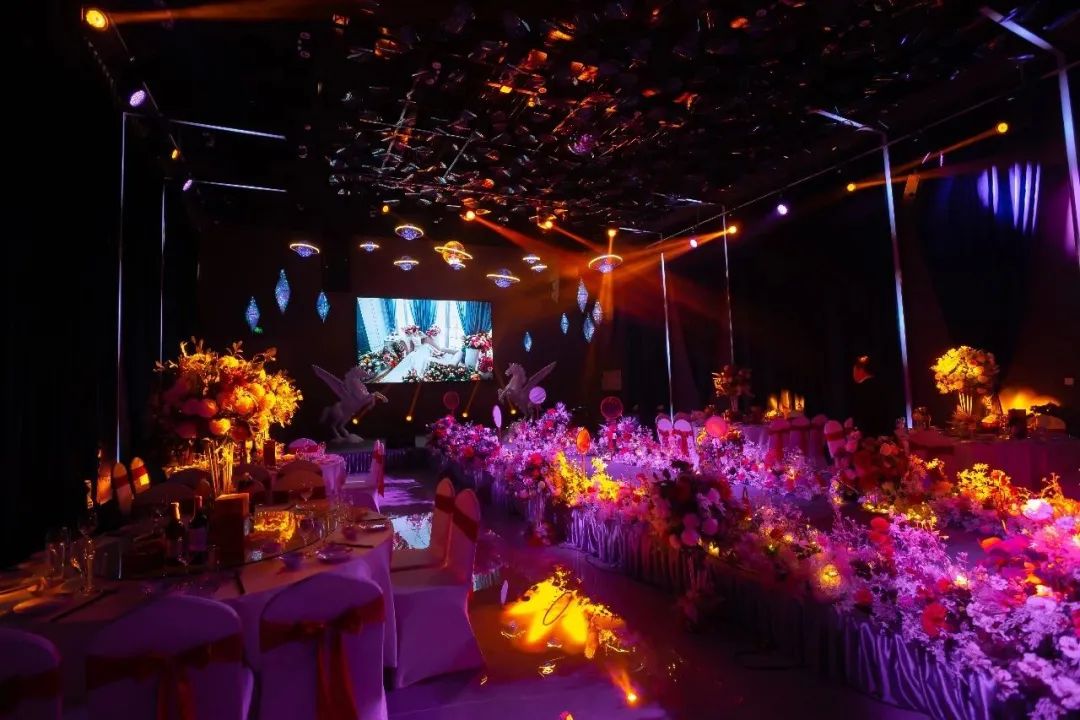 年会预定 | N+1种选择，不如选择一站式宴会服务