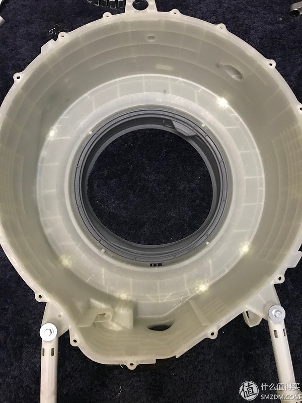 洗衣机：有容乃大 四千元10kg哪家强？松下、LG、三星对比横评