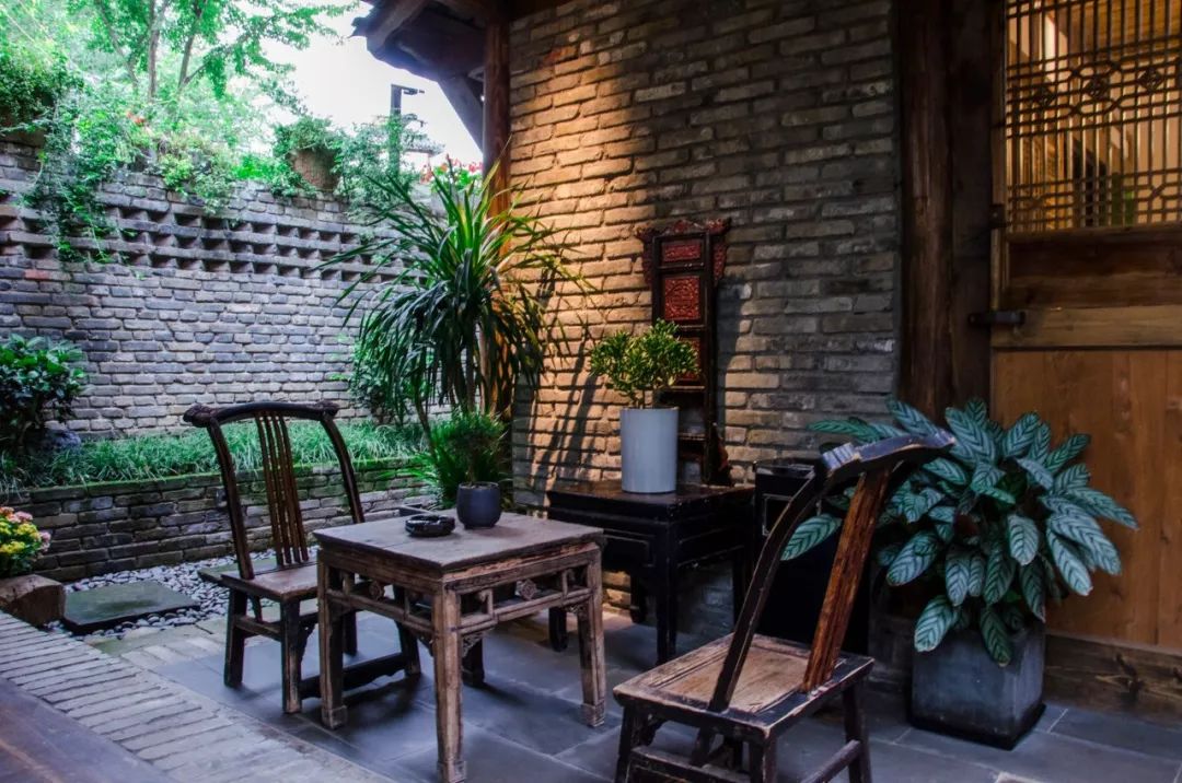 “幸福”是什么？30句幸福诗词，是最诗意的回答