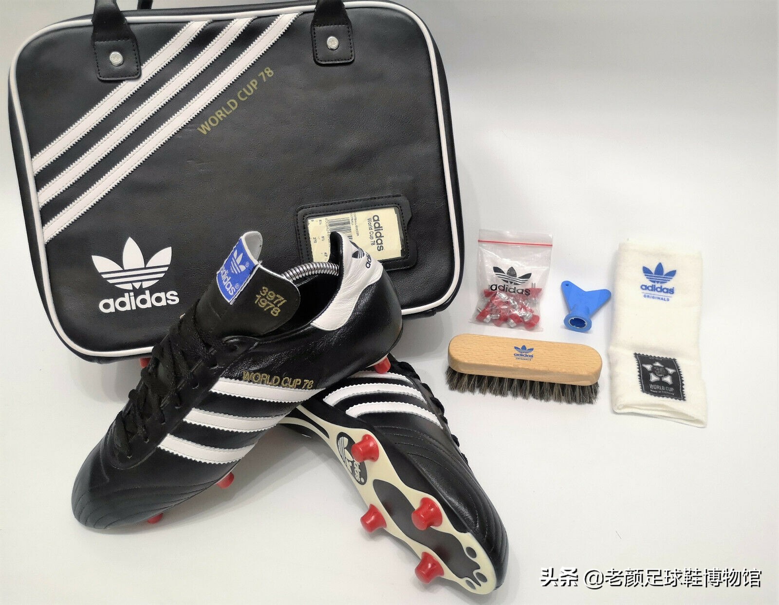 为什么以前足球鞋有鞋舌(无知了，adidas除了黄底黑wc，居然还有那么多古董足球鞋)