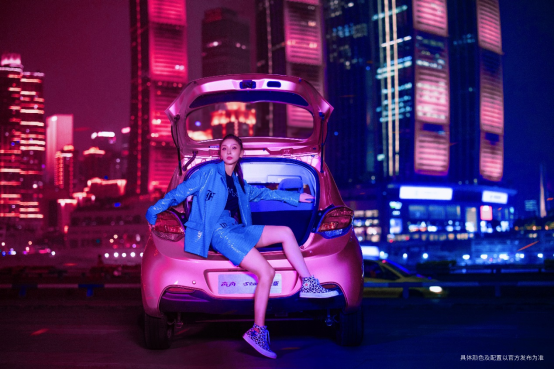 年轻人代步选啥？这款小车给你答案，最主要的是好开还不贵