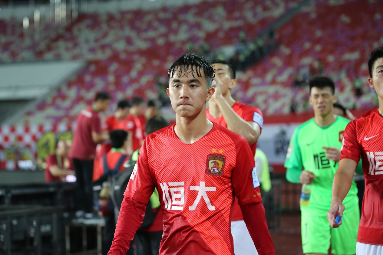 恒大足校2019年招生进行中，皇马名宿领衔外教团队调教学员