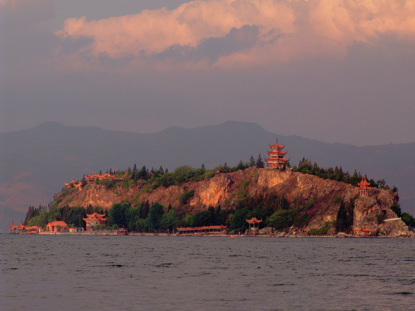 孤山岛是云南省第一个「不夜岛」.