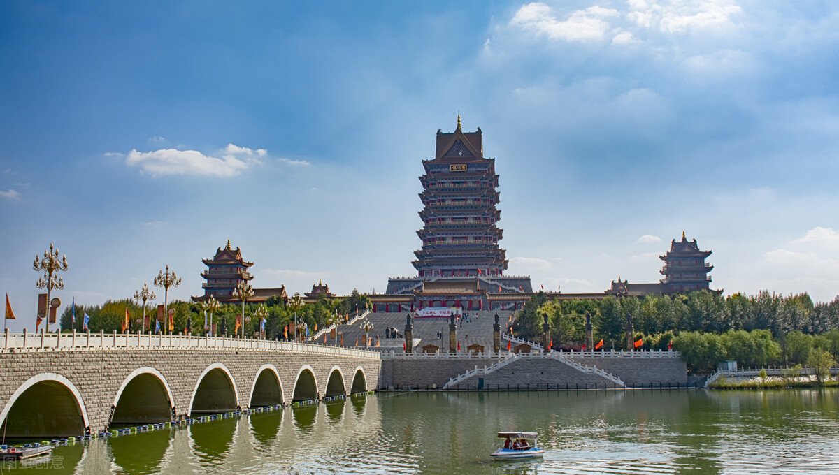 宁夏旅游攻略景点必去(宁夏15大知名景点集锦) - 悦闻天下