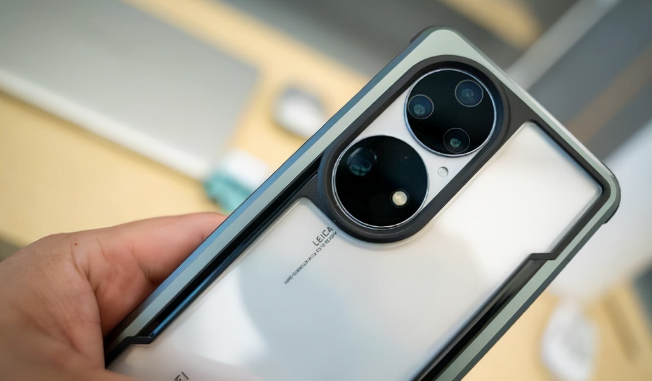 目前值得捡漏的4款老机型，价格由高至低，各有长处依然强势