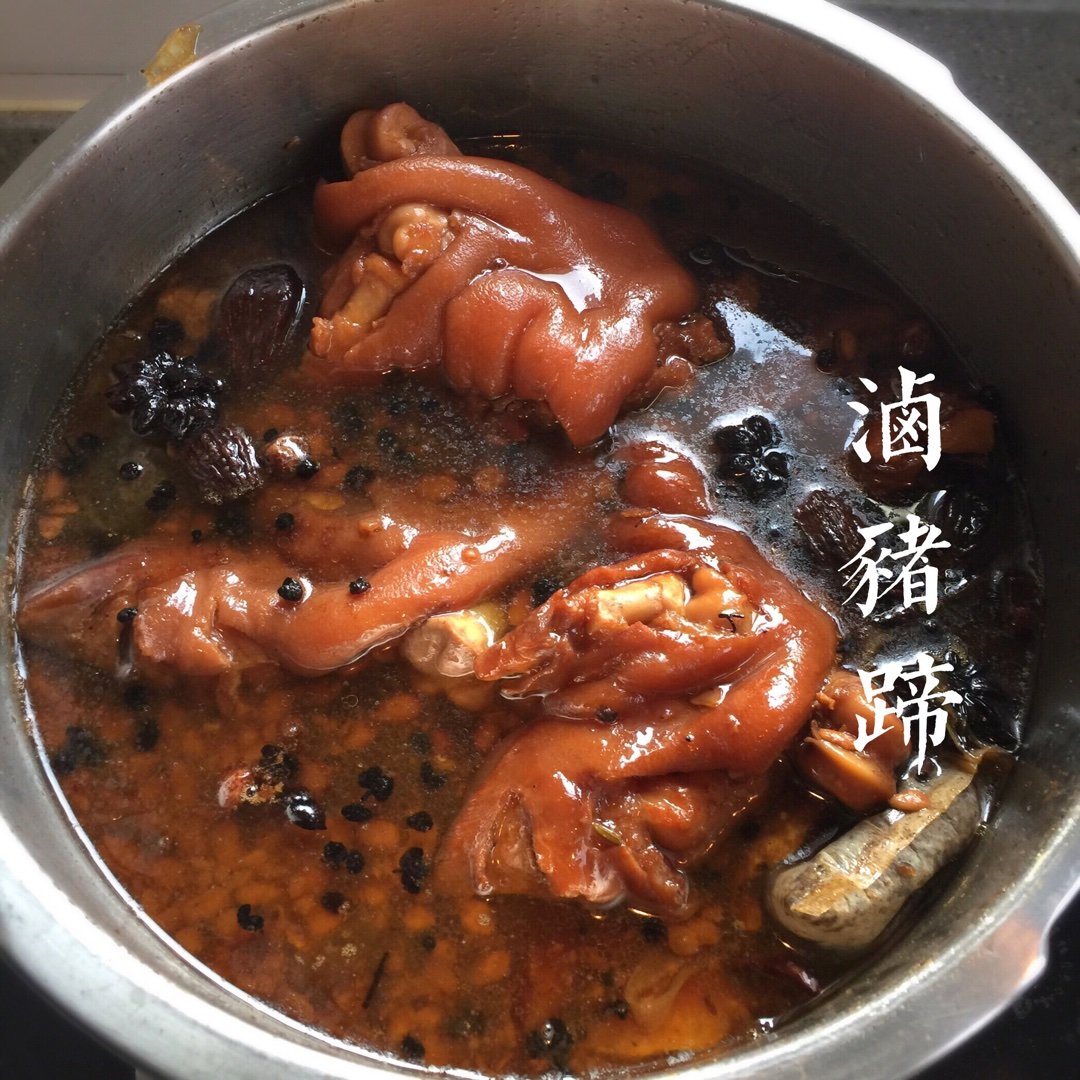 學(xué)習(xí)鹵豬蹄，5種香料要放對，頭香尾香連接，豬蹄軟爛香嫩沒腥味