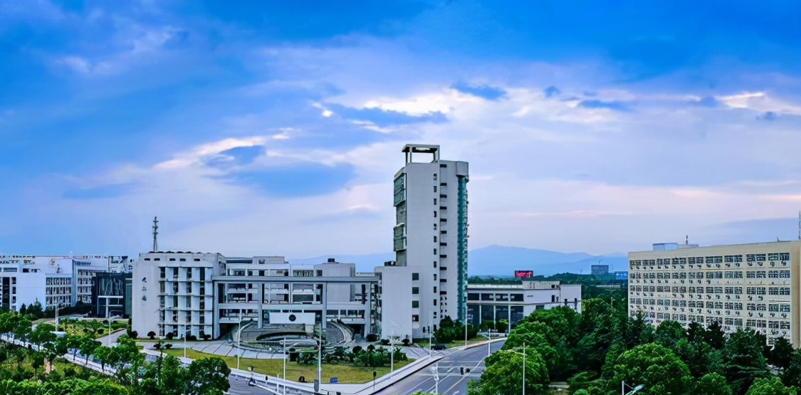 新增7个博士点，基金连续5年过亿，南昌大学看齐“郑州大学”？