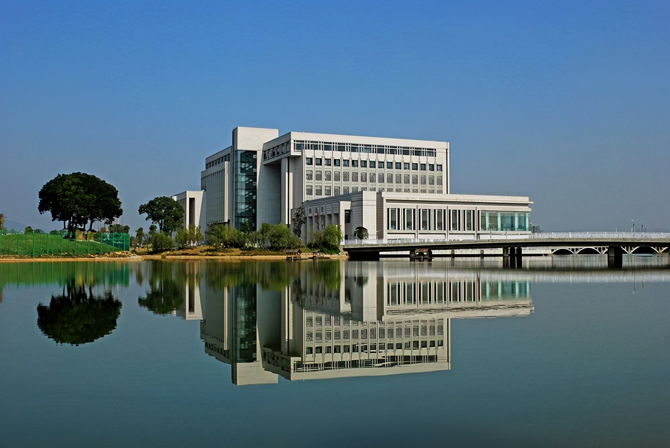 中南大学