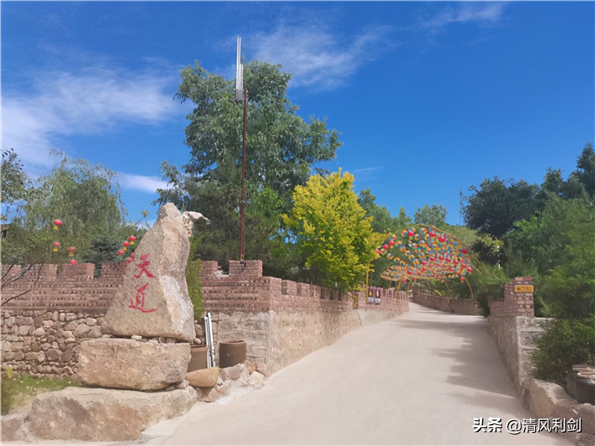 兴县旅游景点大全,娄烦石楼山风景区门票多少