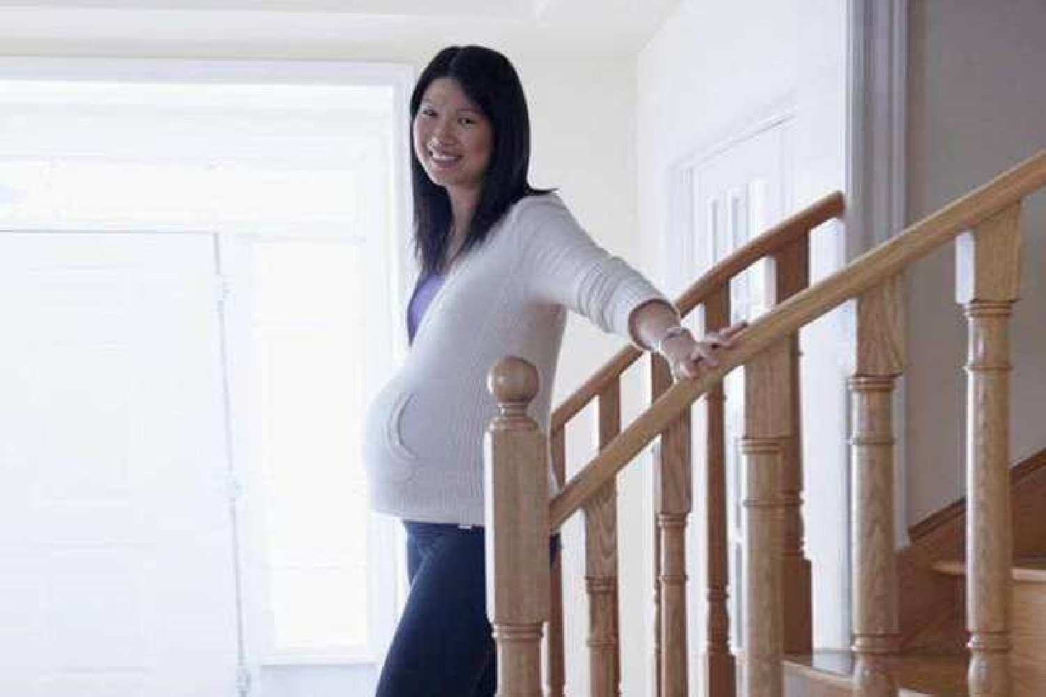 孕晚期胎儿入盆了是啥感觉?肚型有变化,6种表现也不一样了