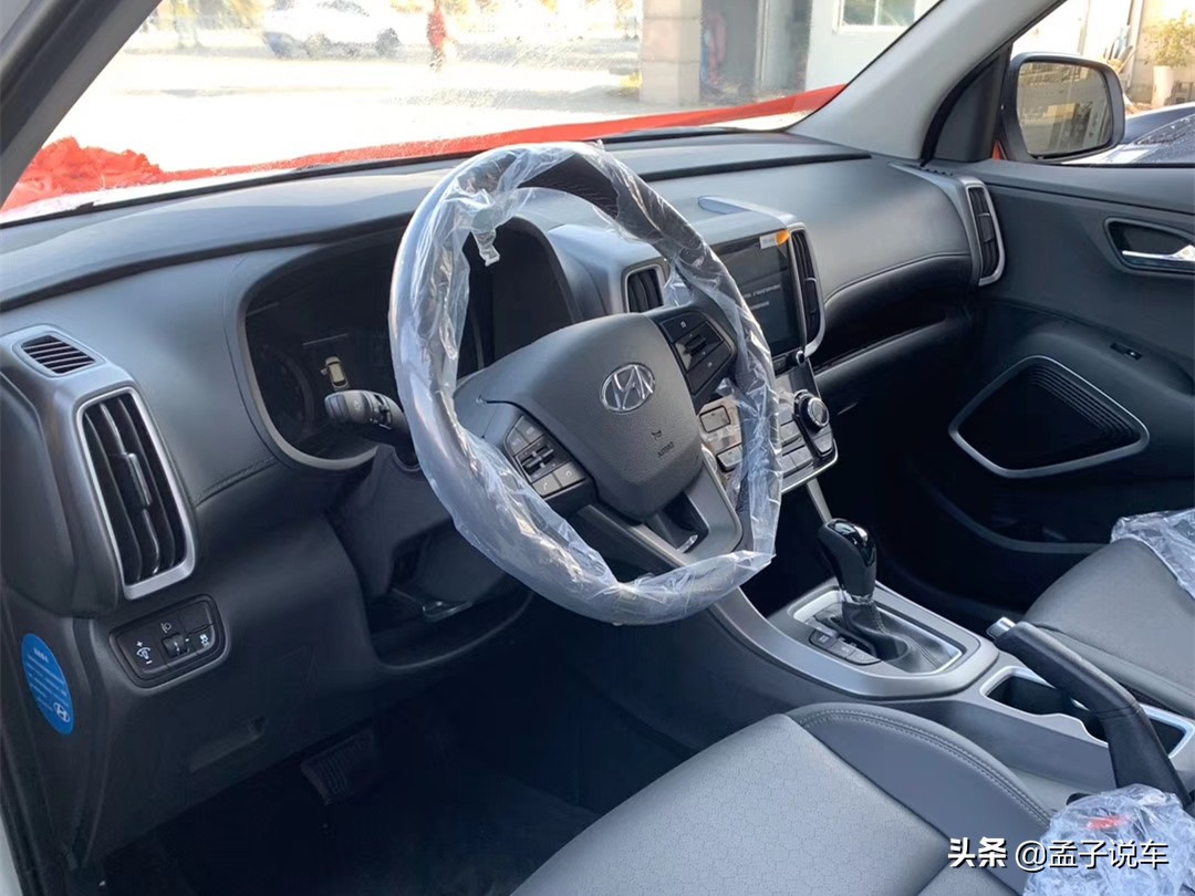 12.2万入手现代ix35，用车1200公里，车主：2.0L油耗7.6个