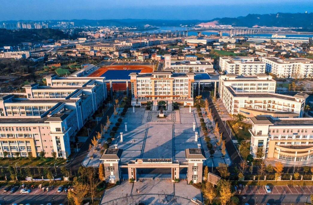 四川乐山远近闻名的四所高中，成绩有目共睹，能否再续辉煌？