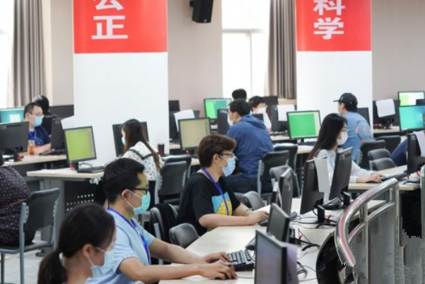 2021高考“预测分数线”出炉，多省市呈下降趋势，考生：情况不妙