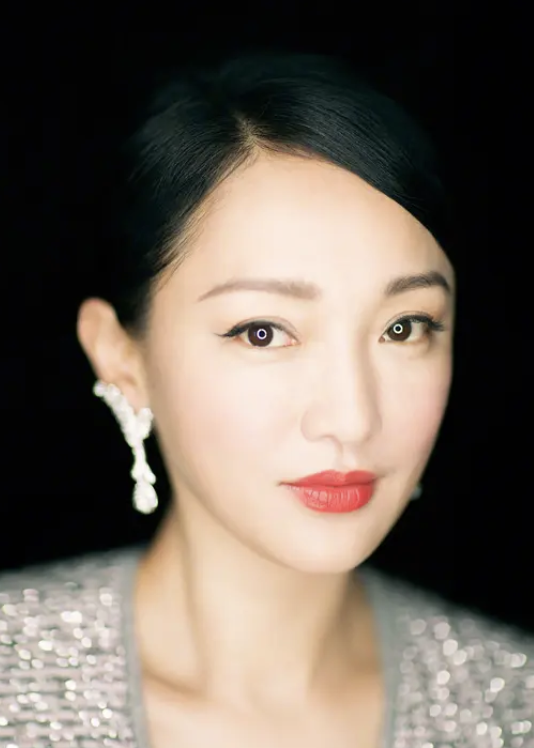 周迅的另类人生，和她爱过的7个重要男人