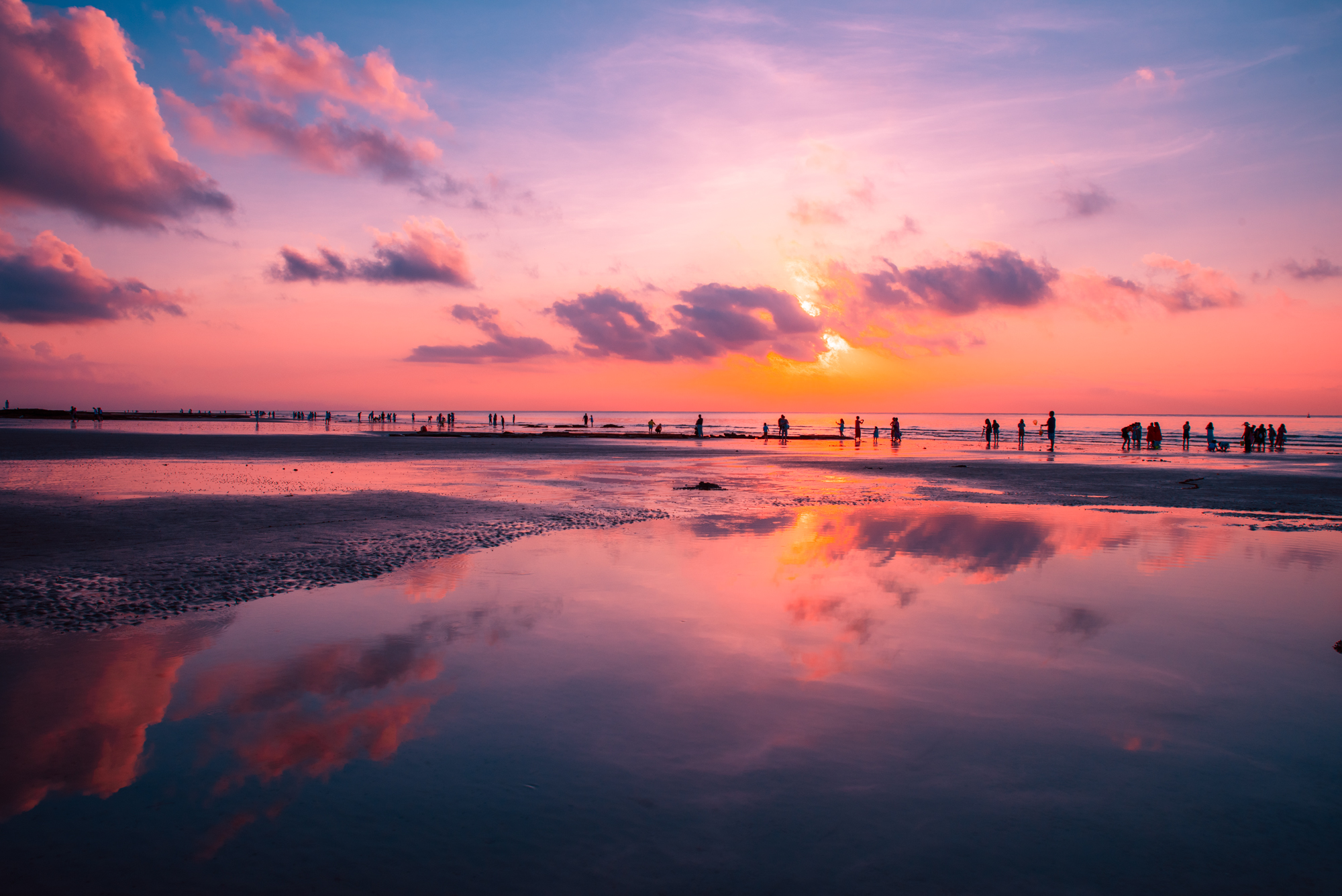 涠洲岛日出最佳地点(欣赏涠洲岛的绝美日出)