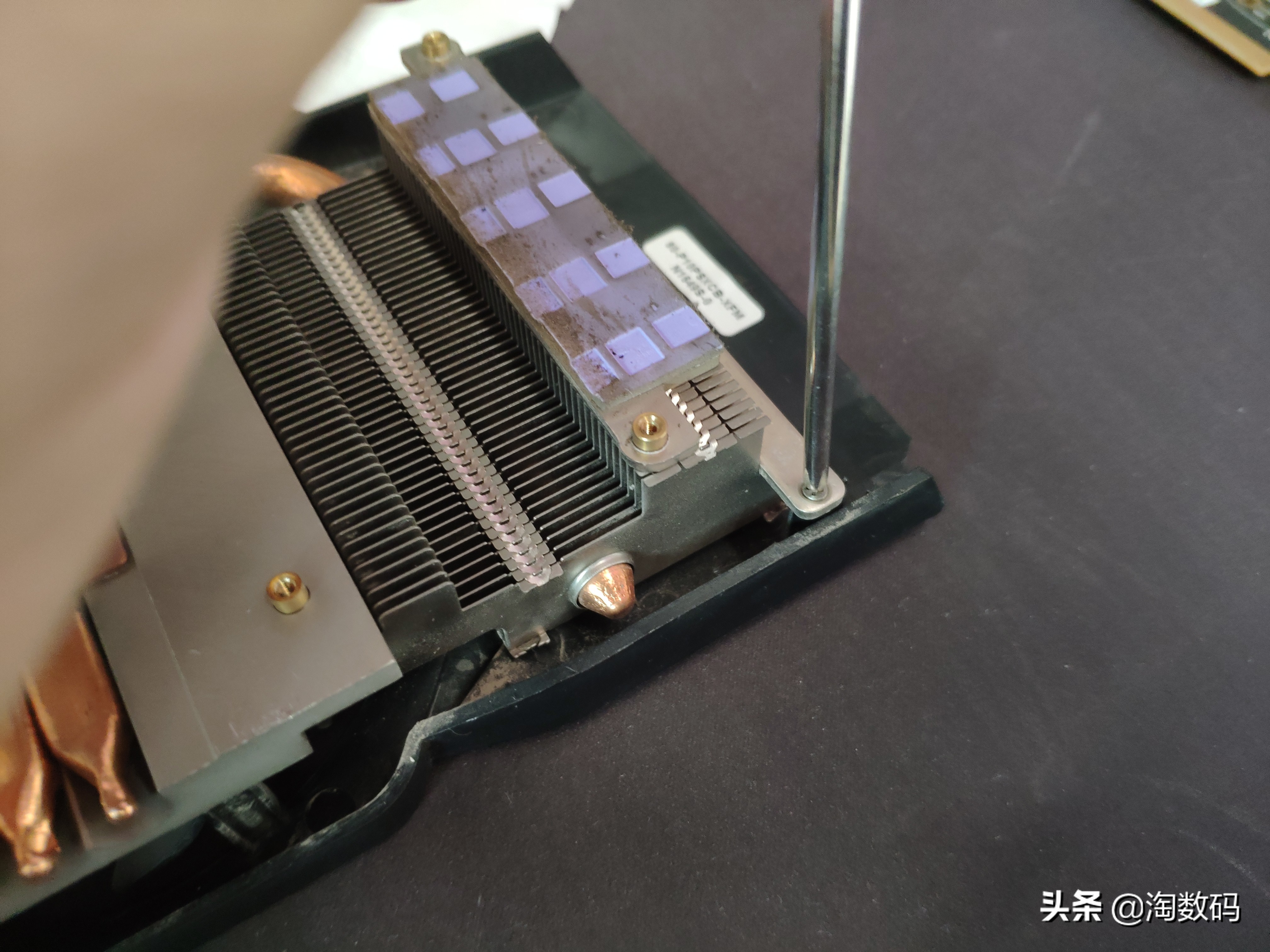 廉价矿卡日报：339的讯景RX470 4GB显卡，低功耗老主机升级之选