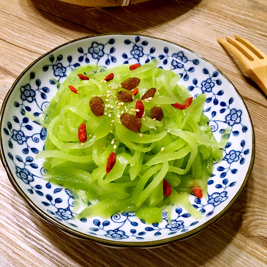 凉拌莴笋需要焯水吗(凉拌莴笋需要焯水么) - 趣味头条