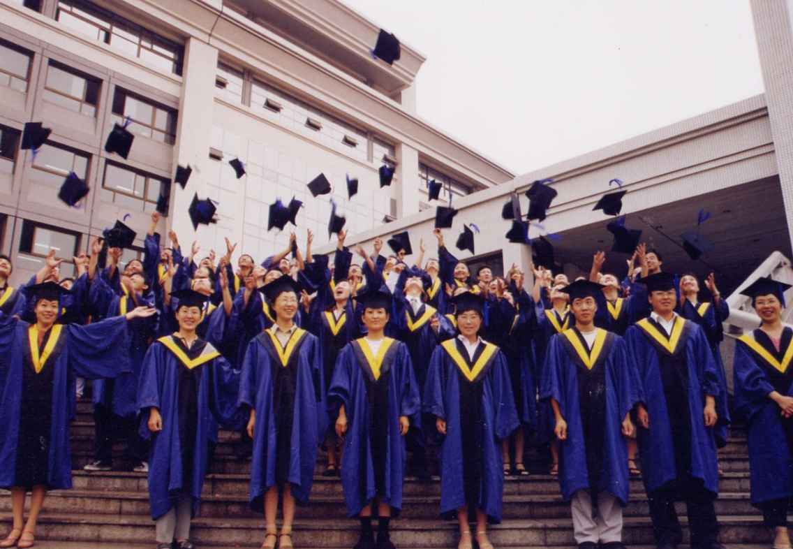 毕业找工作时才知道，学硕和“专硕”差距明显，难怪有过来人后悔