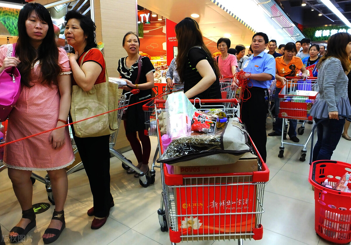 四川大妈开超市，利用免费鸡蛋，年赚100万，套路简单但好用