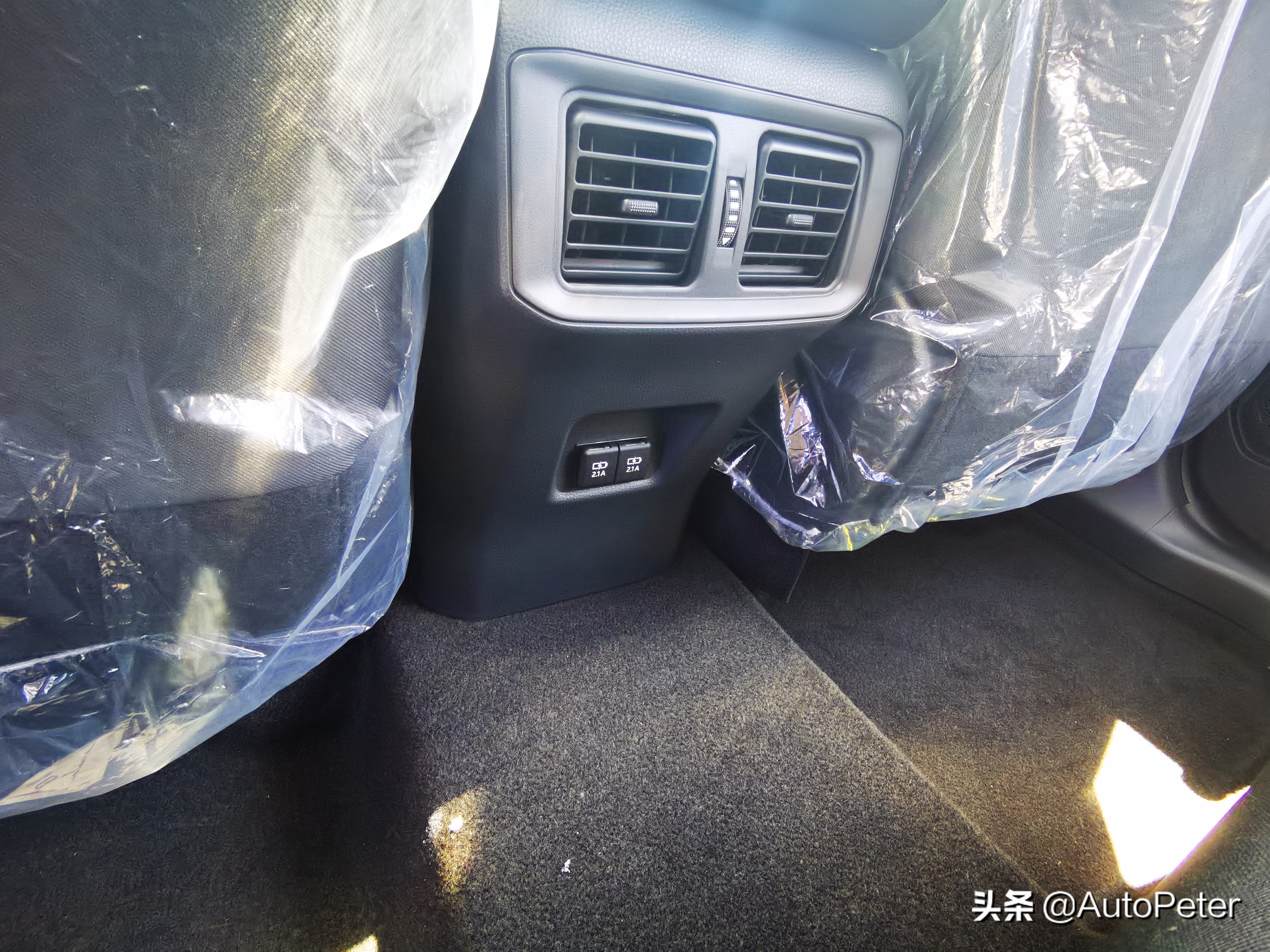 更有“活力”的都市SUV，丰田RAV4荣放