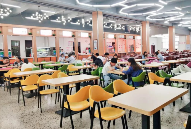 大学生活费1500够吗？真实生活水平是怎样，没有对比就没有伤害