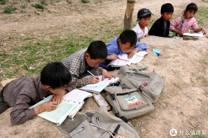 少年强则国强，儿童学习桌怎么选？一文搞懂疑问，有娃一族必看