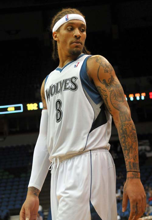 森林狼两代比斯利大比拼:迈克尔天赋更强,马利克更出色