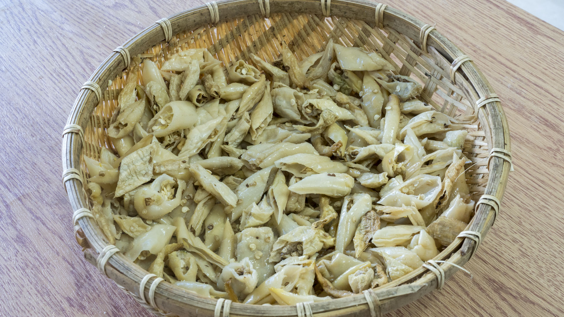 这10种蔬菜晒干后，比新鲜的还好吃！风味独特，生吃炖肉都好吃
