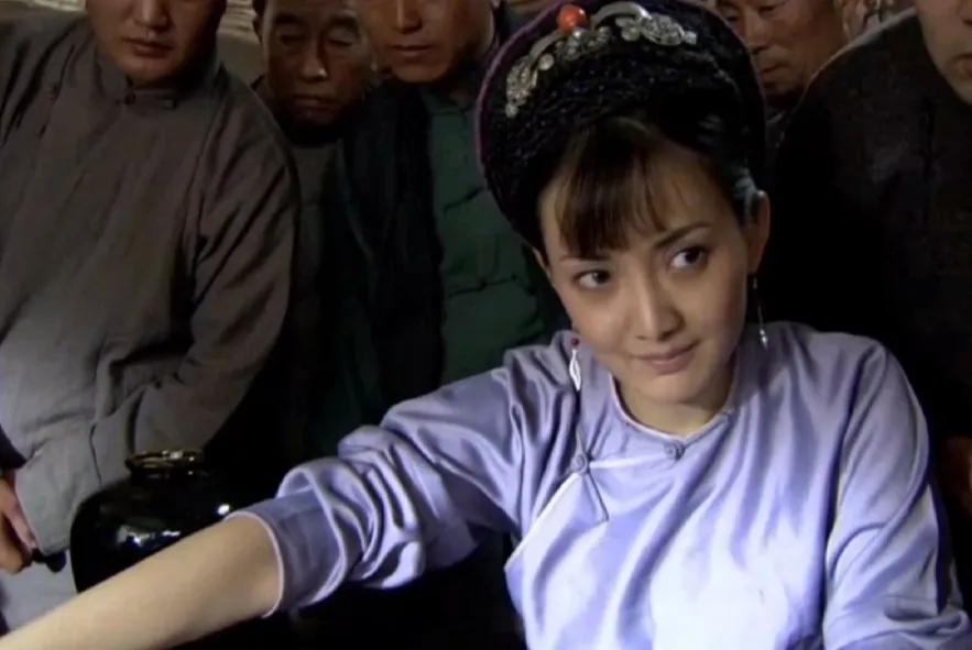 央视版《水浒传》13位美人与她们背后的故事，两位演员英年早逝