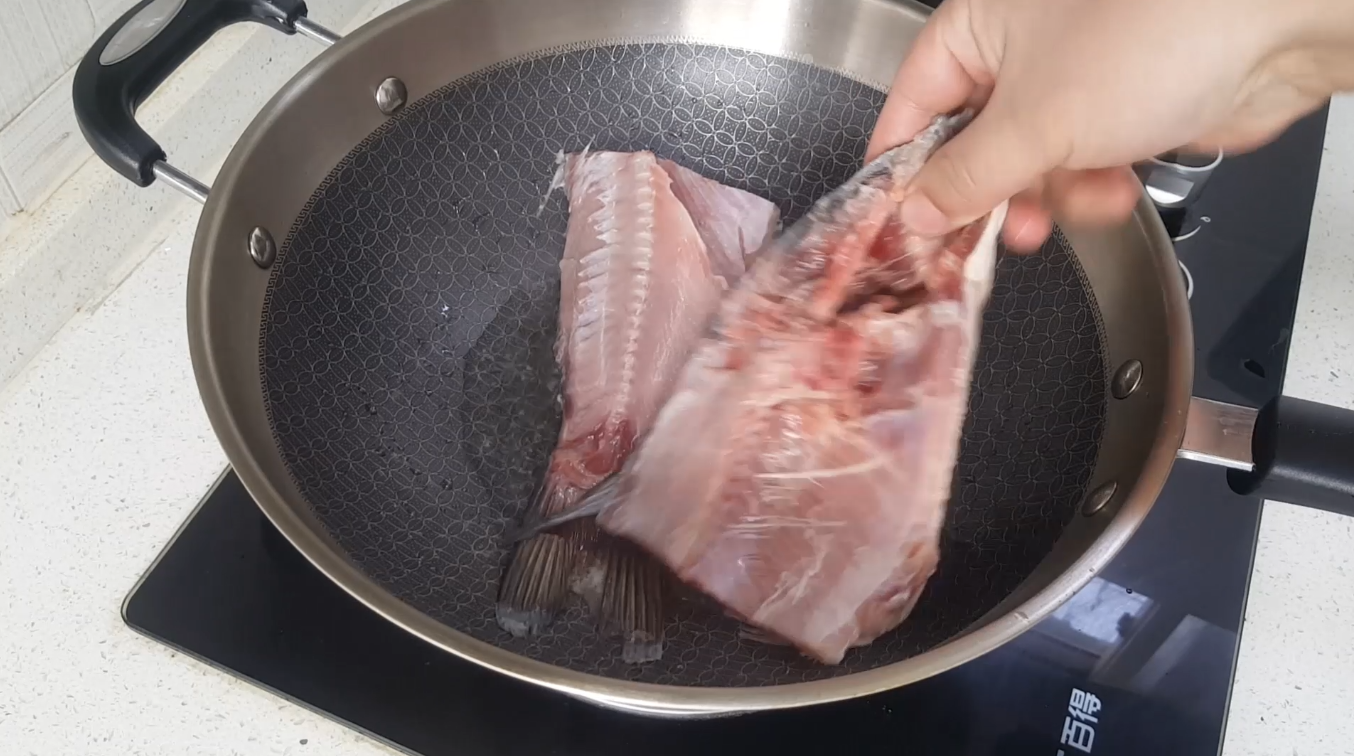 清燉鯉魚,清燉鯉魚的家常做法