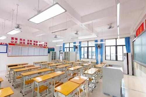 中小學(xué)教室什么樣的照明環(huán)境好？原來是這樣！