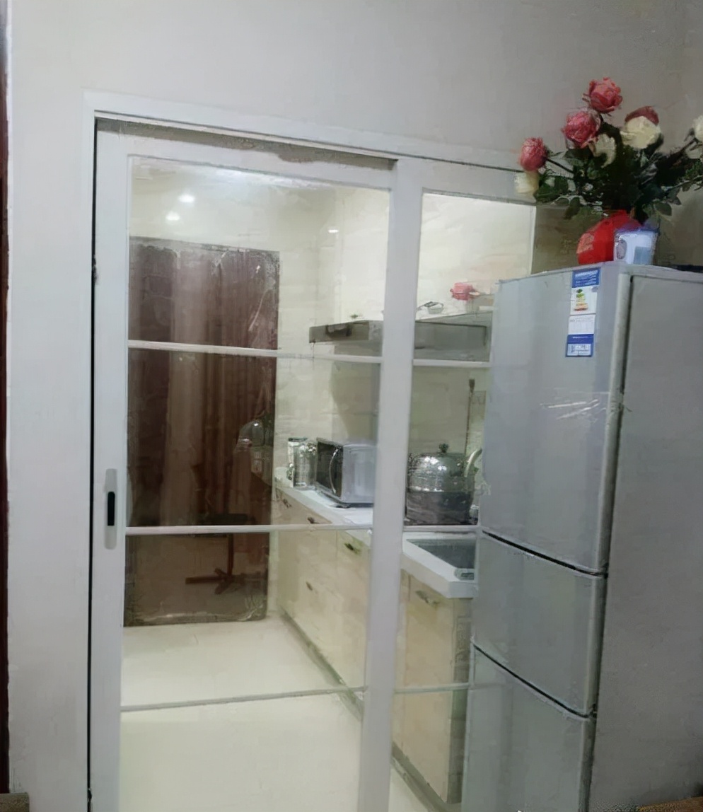 40㎡一室一厅小户型，简单装修花6万多，还没入住就非常的温馨