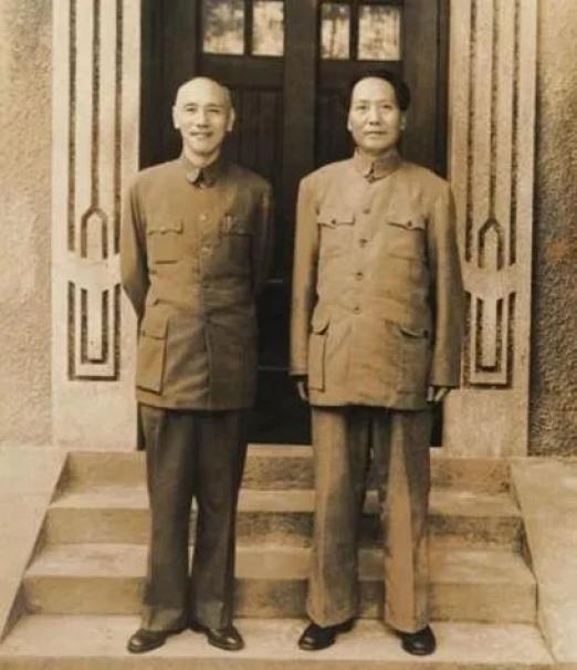 1961年中央得知绝密情报,伟人亲批发往宝岛,蒋介石收到后躲过暗杀